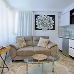 Tuynhuys Self Catering Studio Apartments