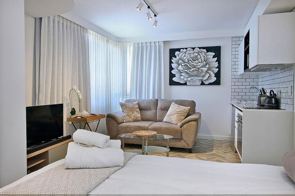 Tuynhuys Self Catering * Cape Town
